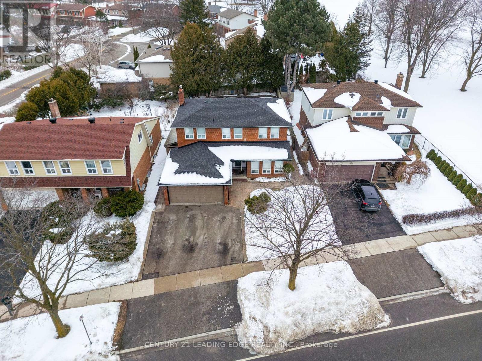 Property at 115 SIMONSTON BOULEVARD image 2