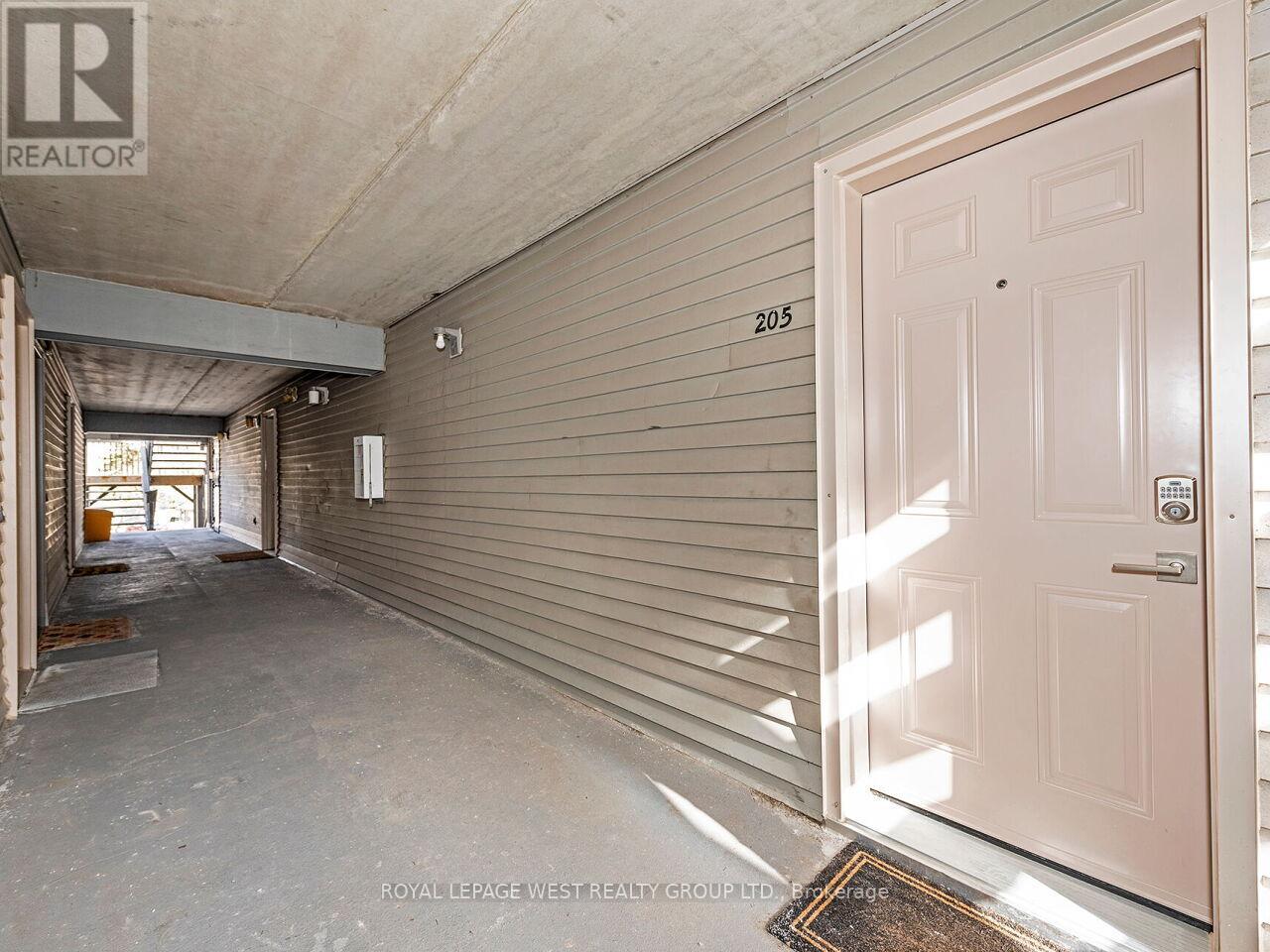 Property at 205 - 2020 CLEAVER AVENUE image 4