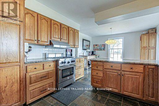 1281 Scotland Drive, London, Ontario  N6N 1L1 - Photo 3 - X12010159