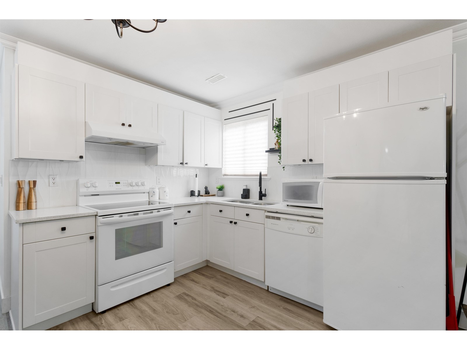 27016 35 Avenue, Langley, British Columbia  V2W 0A4 - Photo 21 - R2974407