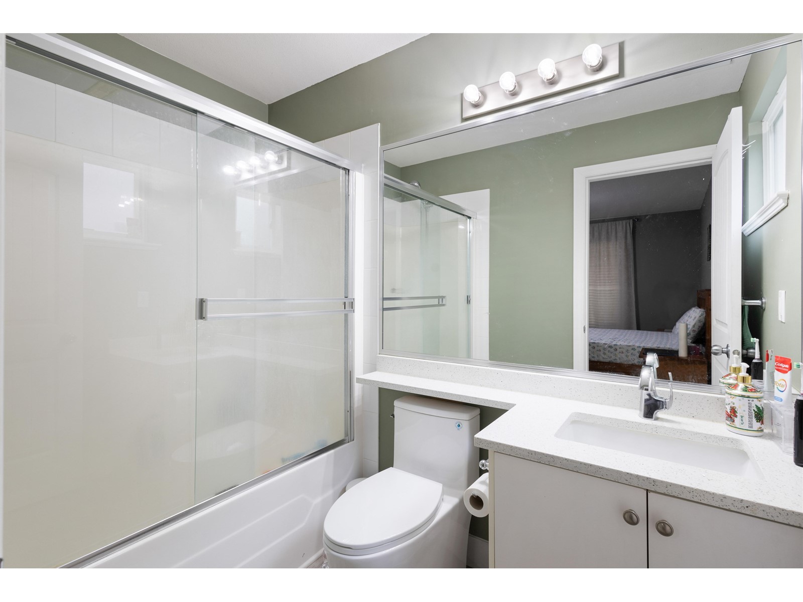 Property at 27016 35 AVENUE image 3