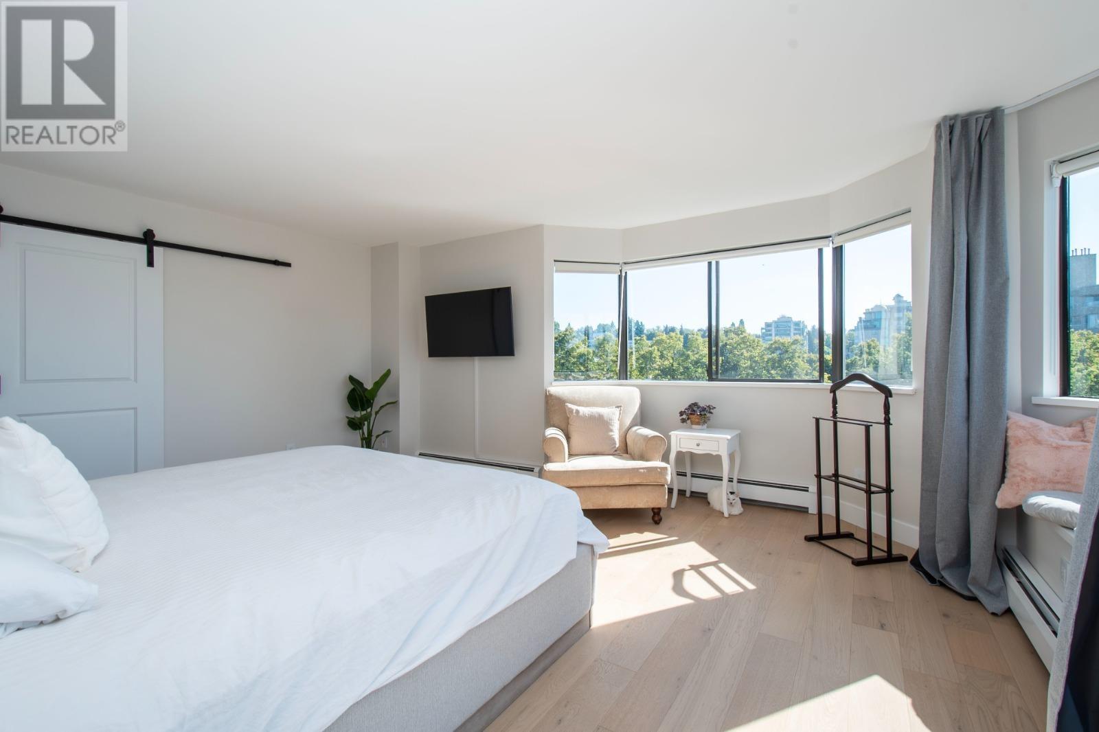 Listing Picture 12 of 30 : 8B 1568 W 12TH AVENUE, Vancouver / 溫哥華 - 魯藝地產 Yvonne Lu Group - MLS Medallion Club Member