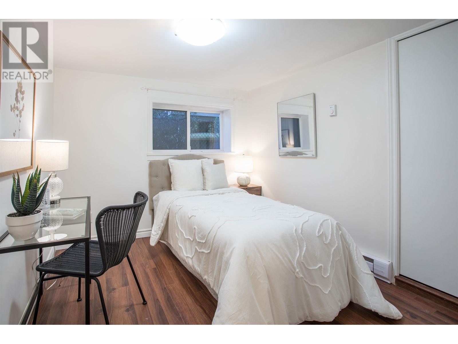 Listing Picture 26 of 35 : 42 E 24TH AVENUE, Vancouver / 溫哥華 - 魯藝地產 Yvonne Lu Group - MLS Medallion Club Member