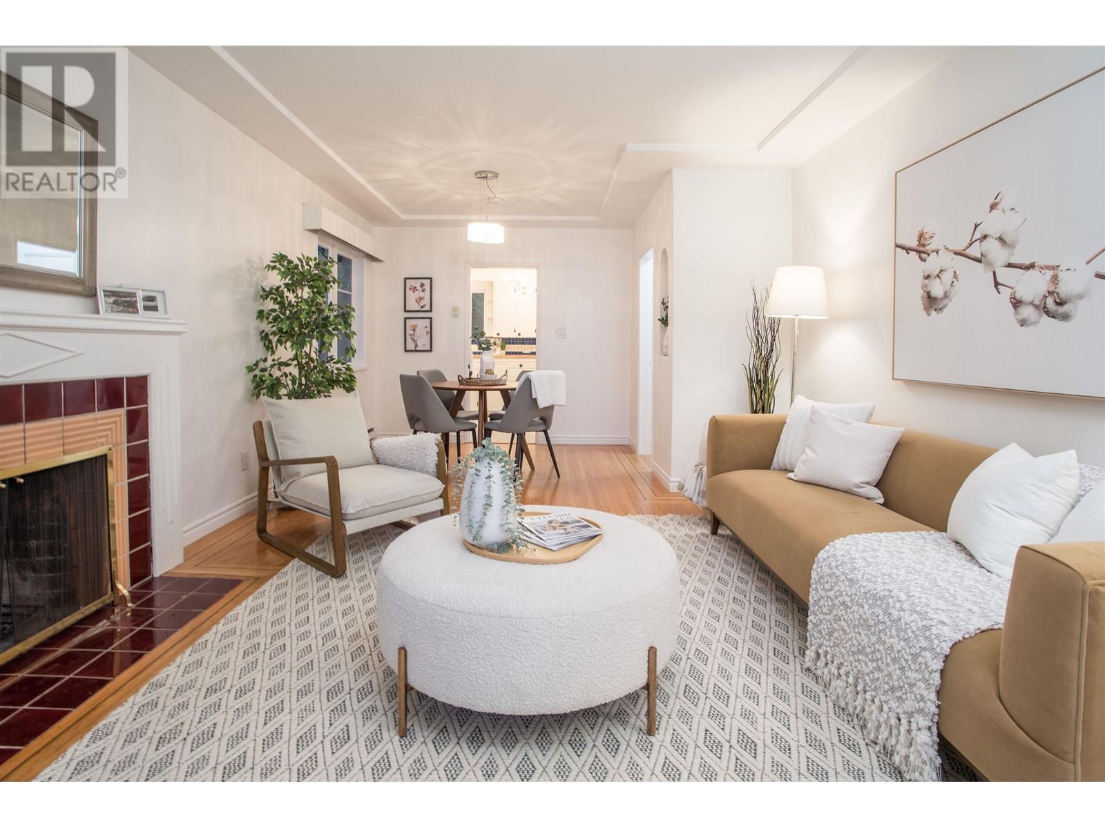 Listing Picture 7 of 35 : 42 E 24TH AVENUE, Vancouver / 溫哥華 - 魯藝地產 Yvonne Lu Group - MLS Medallion Club Member