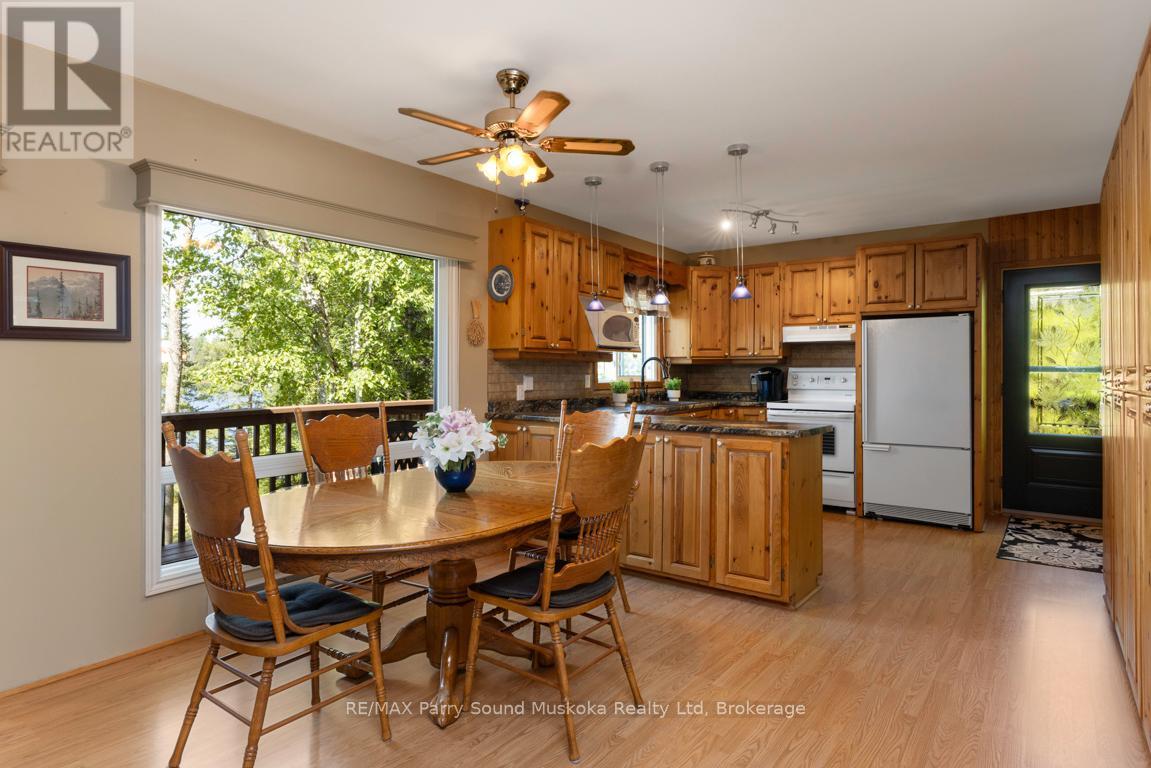 2 Sunset Trail, Whitestone, Ontario  P0A 1G0 - Photo 17 - X12010128