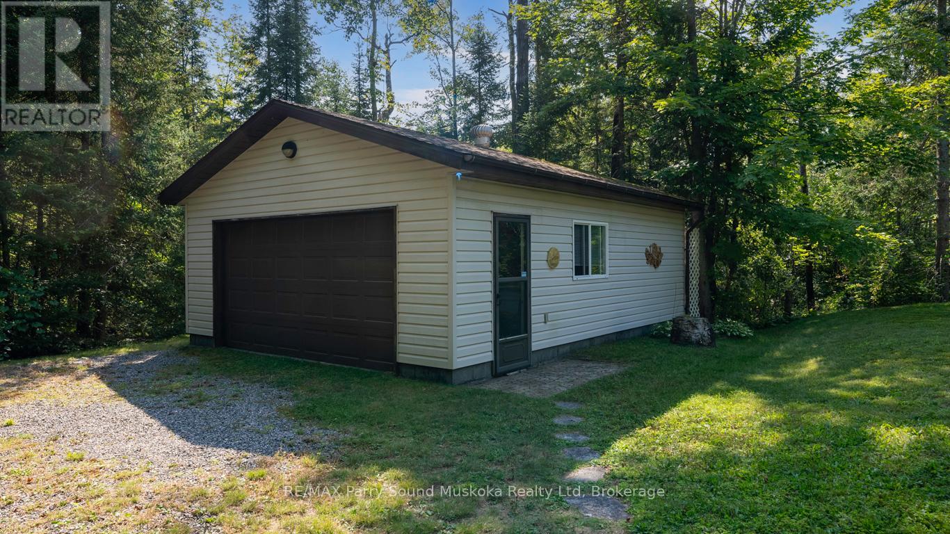 2 Sunset Trail, Whitestone, Ontario  P0A 1G0 - Photo 35 - X12010128