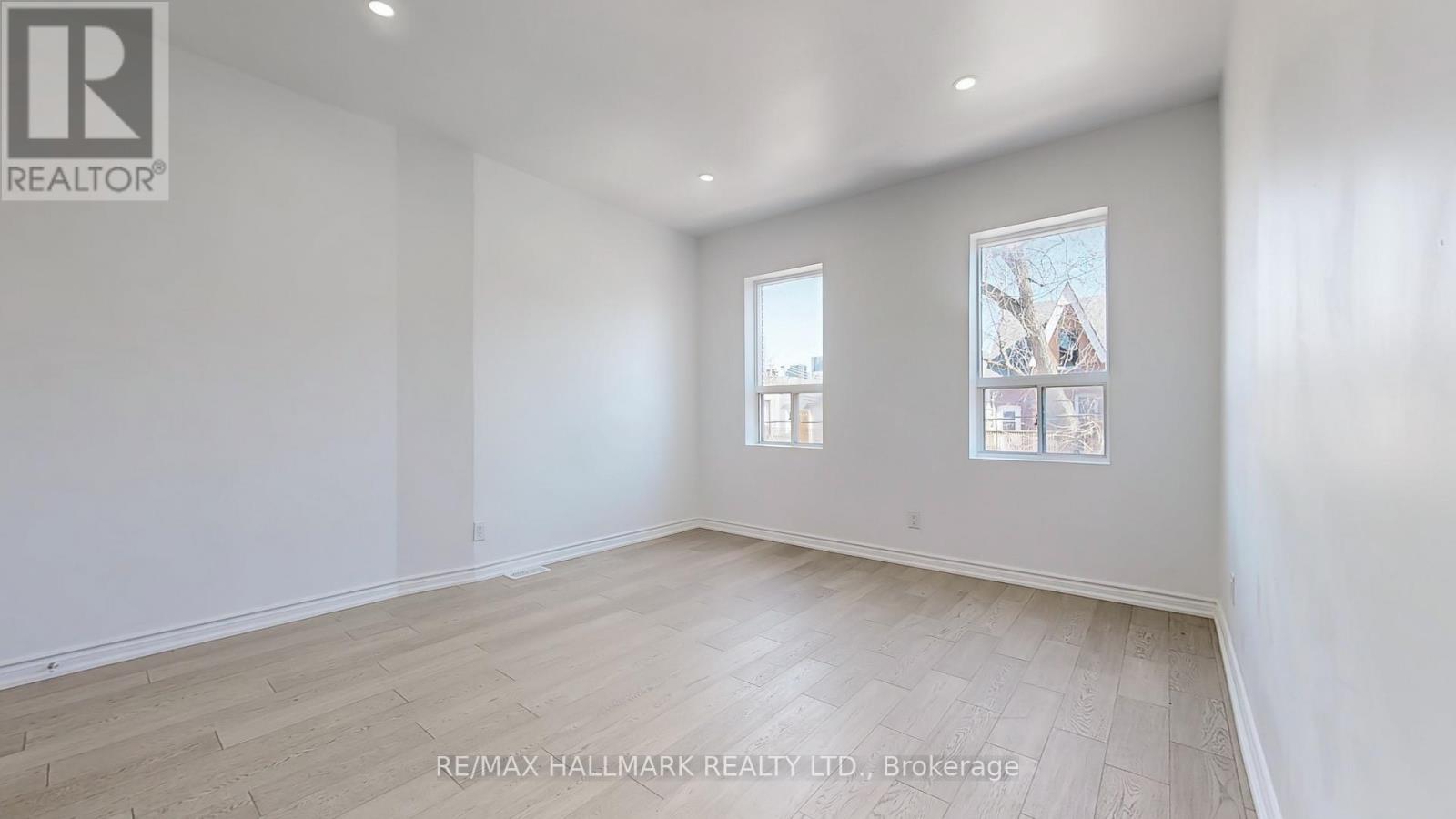 38 Kensington Avenue, Toronto (Kensington-Chinatown), Ontario  M5T 2J9 - Photo 12 - C12010174