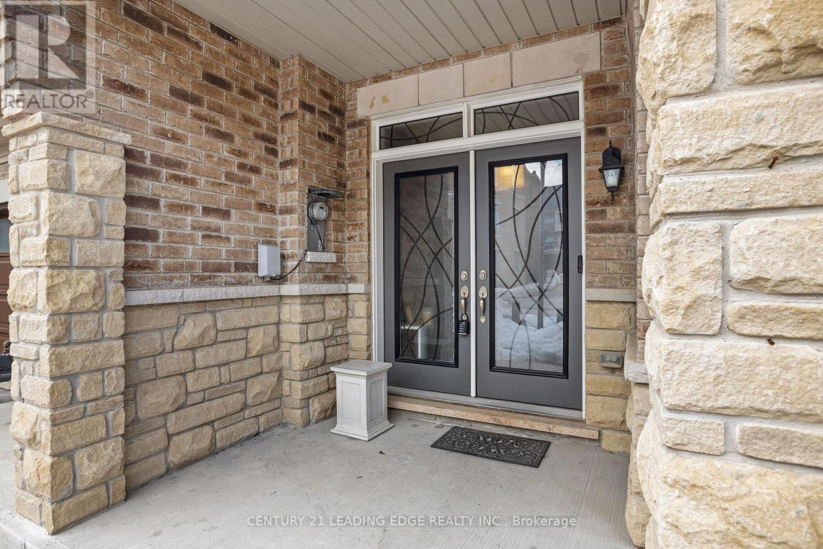 Property at 28 ROUGEVIEW PARK CRESCENT image 1