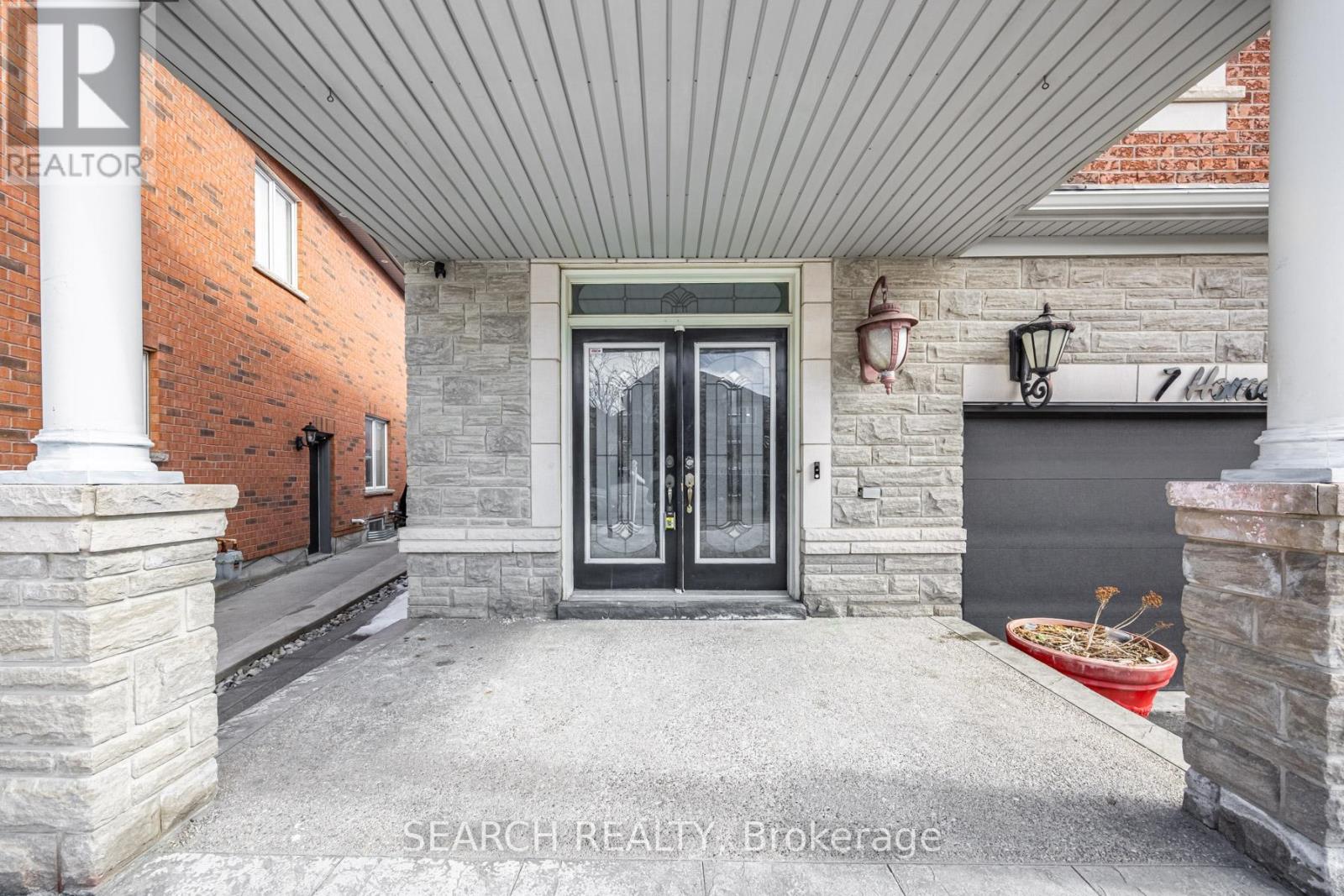 Property at 7 HOMEVIEW ROAD image 4