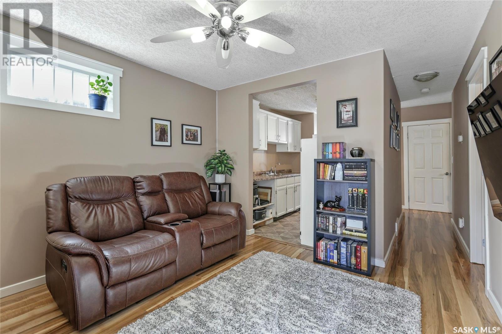 Property at 1438 Connaught STREET image 5