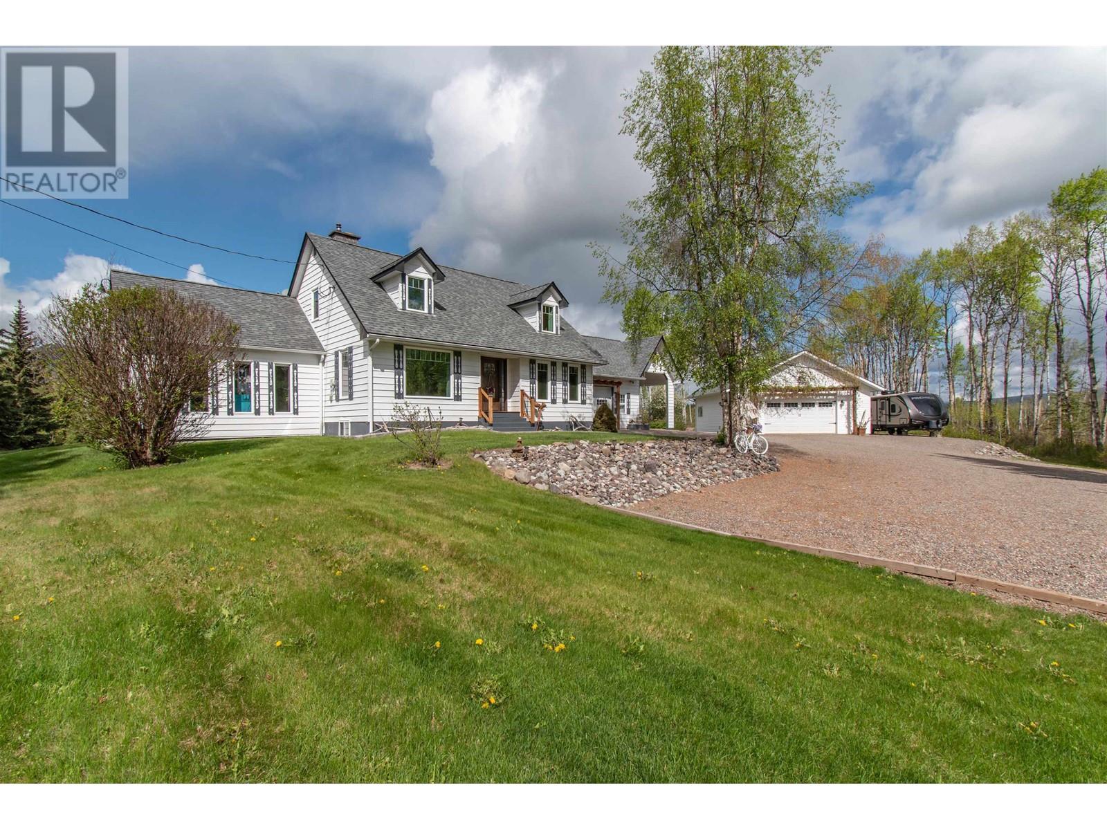 3665 Newens Road, Smithers, British Columbia  V0J 2N6 - Photo 2 - R2975394