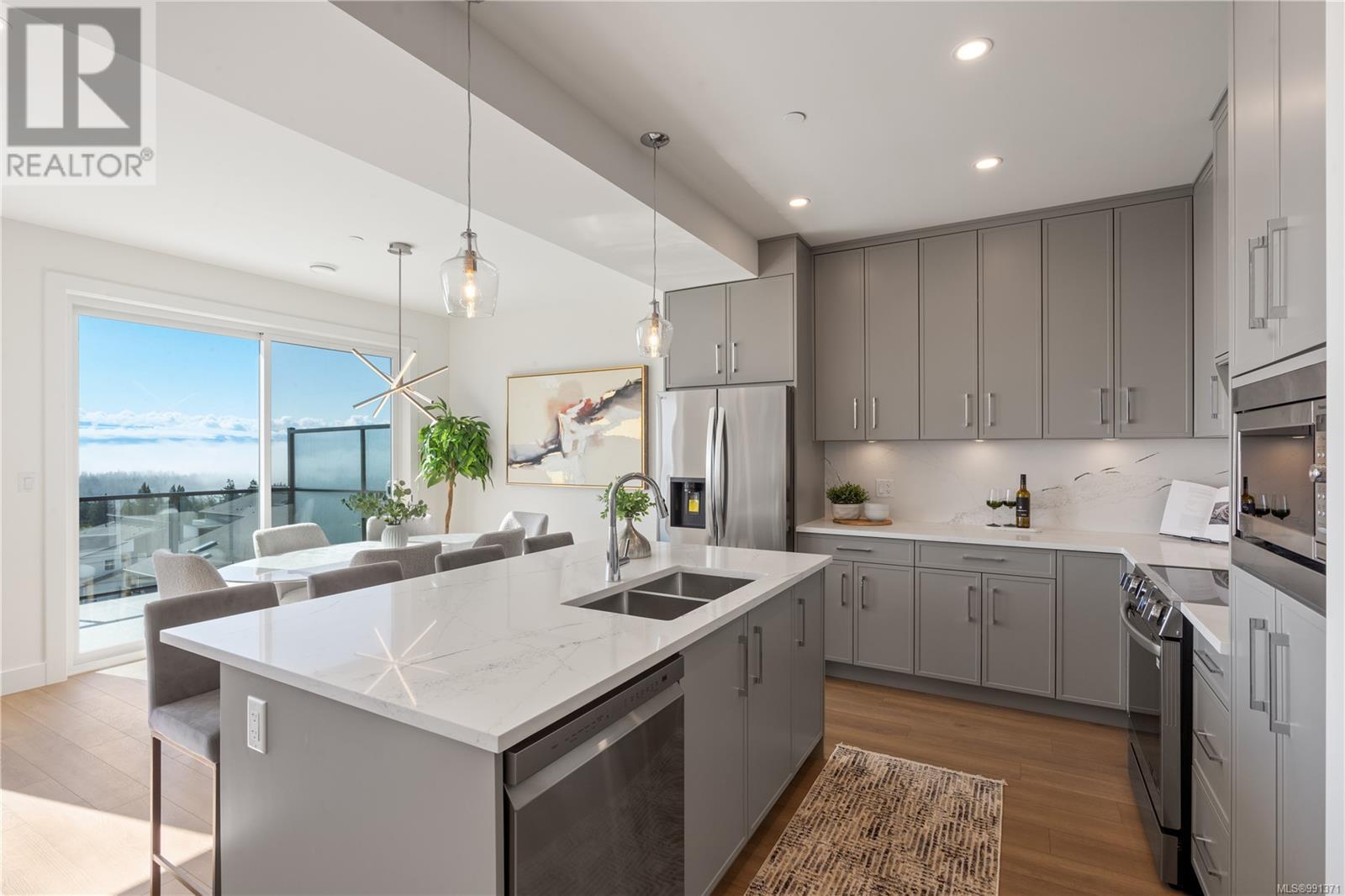 Property at 2297 Hudson Terr image 3