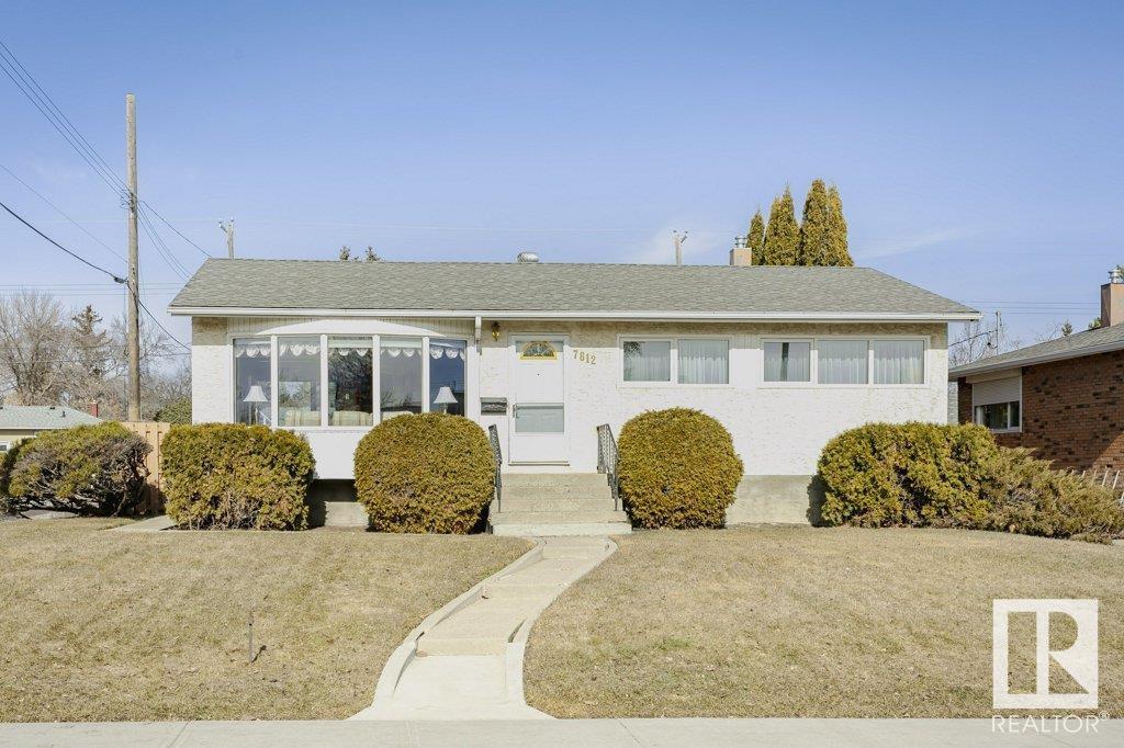 7612 75 AV NW, Edmonton, Alberta