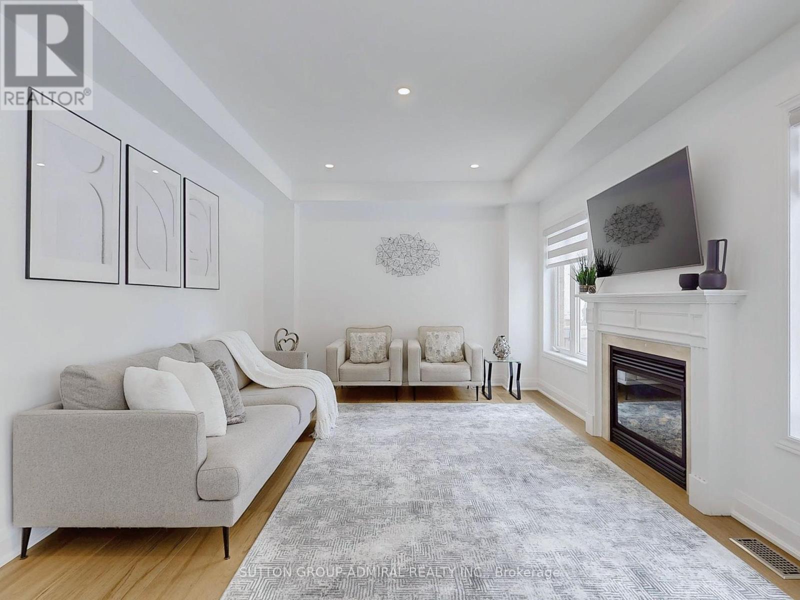 Property at 5 PAVAROTTI STREET image 5
