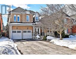 99 DEERHORN CRESCENT, Aurora, Ontario