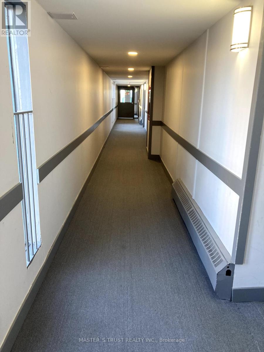 612 - 4673 Jane Street, Toronto, Ontario  M3N 2L1 - Photo 8 - W12010229
