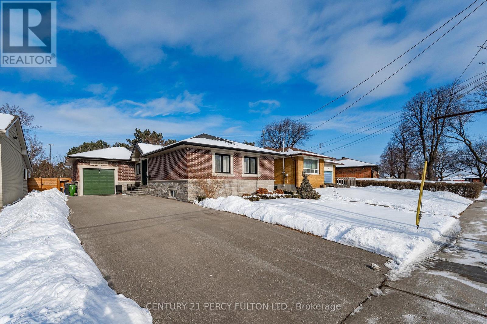 Property at 12 ARKLEY CRESCENT image 2
