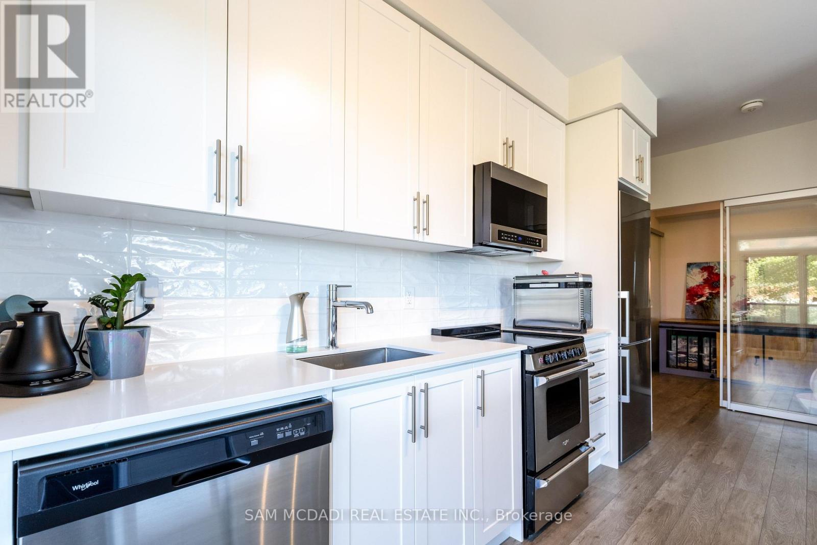 417 - 212 King William Street, Hamilton, Ontario  L8R 0A7 - Photo 8 - X12010339
