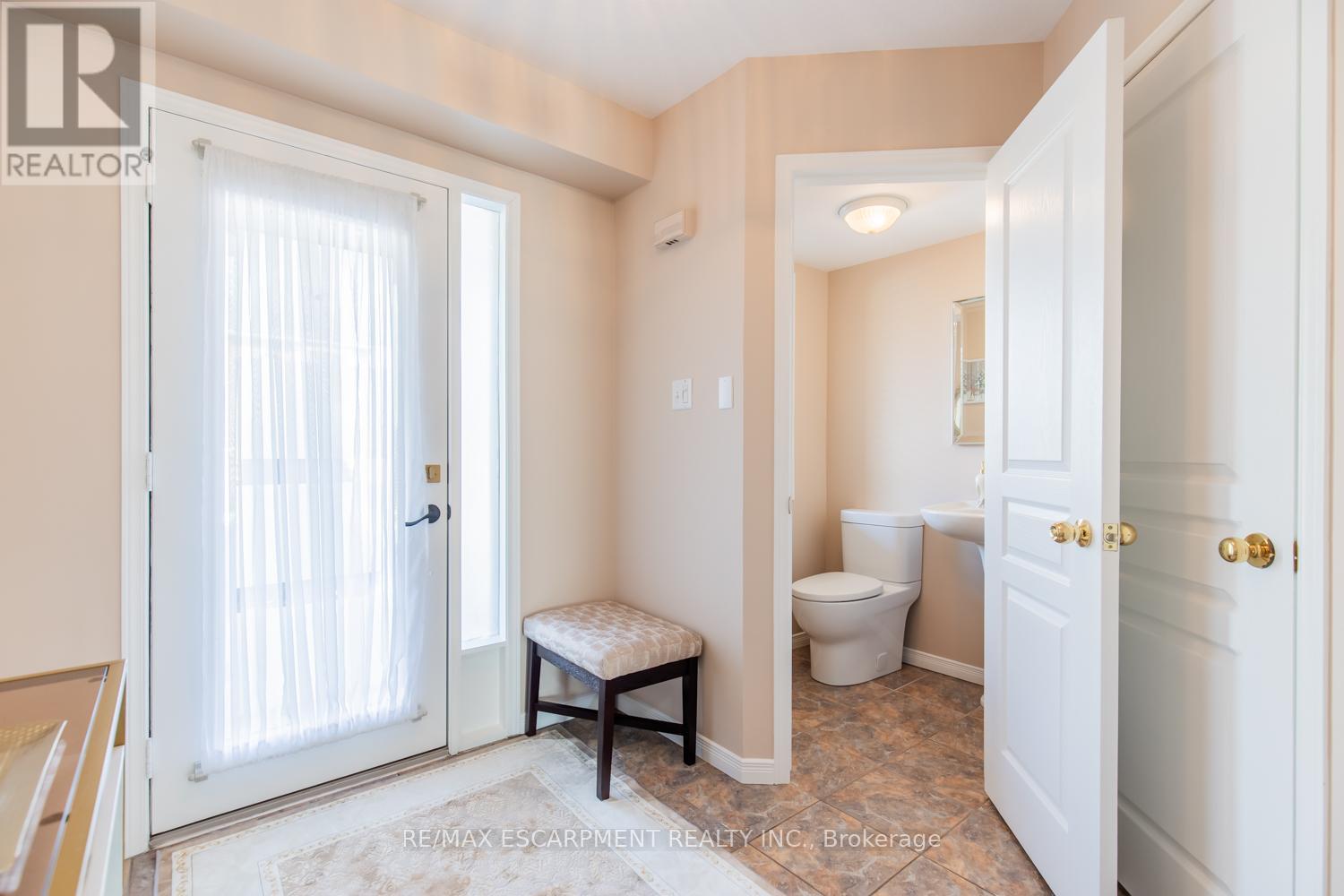 Property at 2 - 188 LIVINGSTON AVENUE image 3