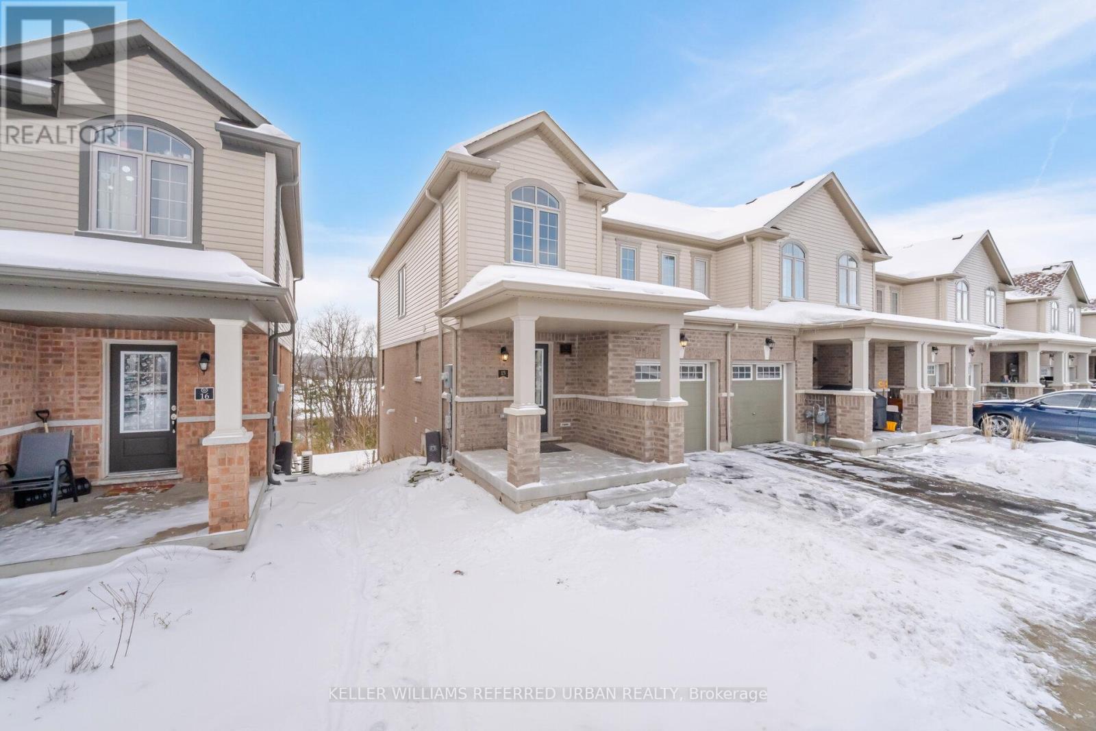 Property at 15 - 740 LINDEN DRIVE image 3