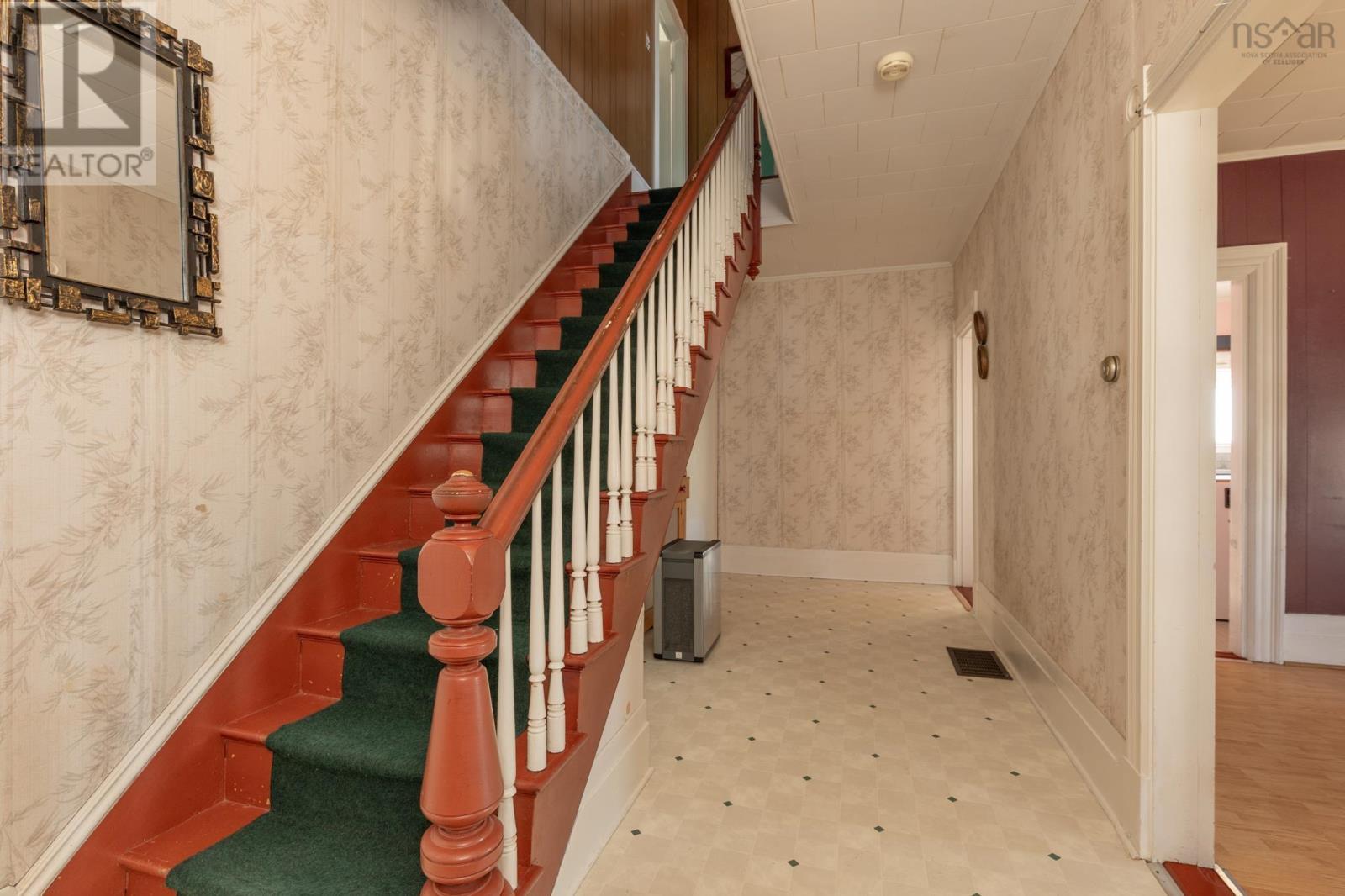 49 Kempt Street, Yarmouth, Nova Scotia  B5A 3Z8 - Photo 13 - 202504283