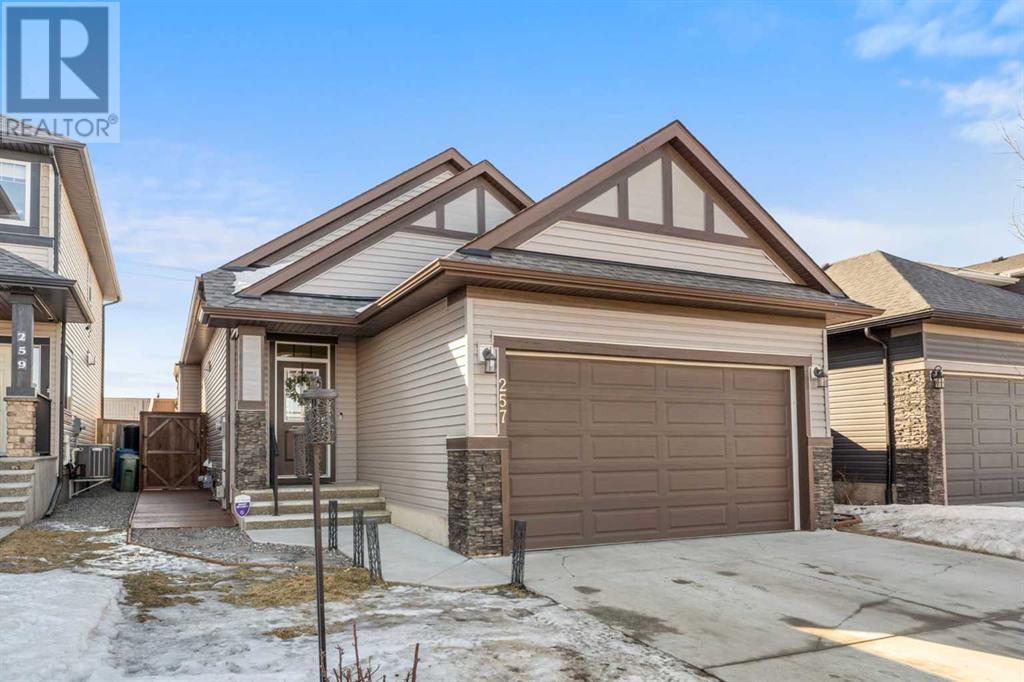 257 Cimarron Vista Court, Okotoks, Alberta  T1S 0L5 - Photo 3 - A2197569