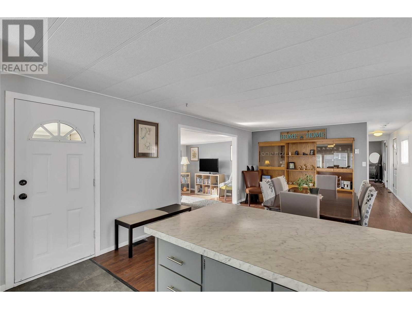 Property at 1929 97 Highway S Unit# 64 image 3