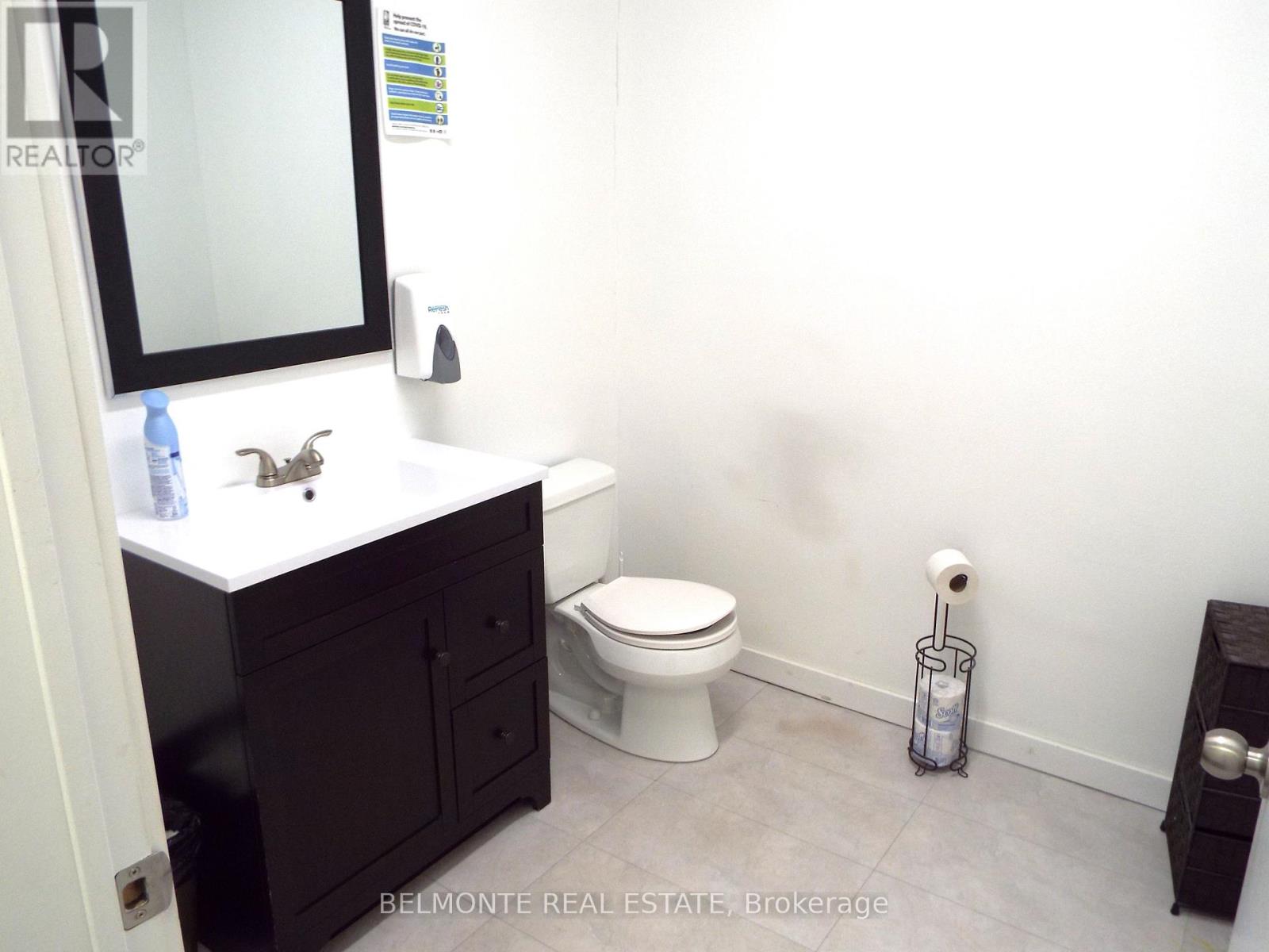 96 King Street E, Oshawa, Ontario  L1H 1B6 - Photo 4 - E12010425