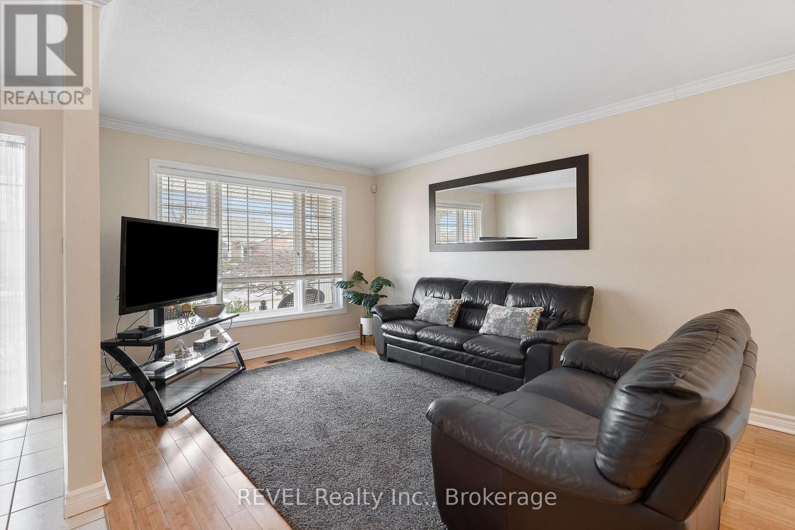 4475 Paddock Trail Drive, Niagara Falls, Ontario  L2E 3E6 - Photo 16 - X12010388