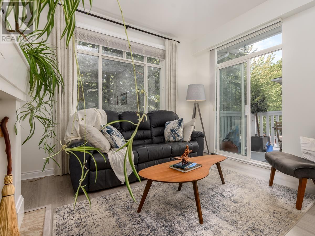 316 1675 W 10th Avenue, Vancouver, British Columbia  V6J 2A2 - Photo 12 - R2975404