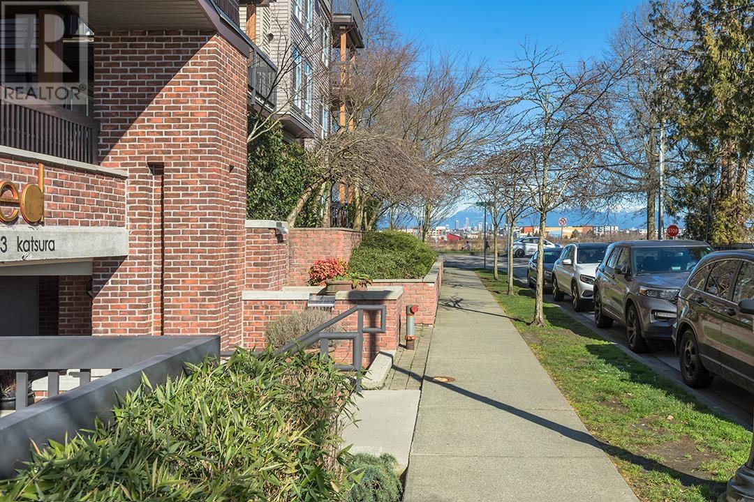 Listing Picture 20 of 21 : 118 6033 KATSURA STREET, Richmond / 烈治文 - 魯藝地產 Yvonne Lu Group - MLS Medallion Club Member