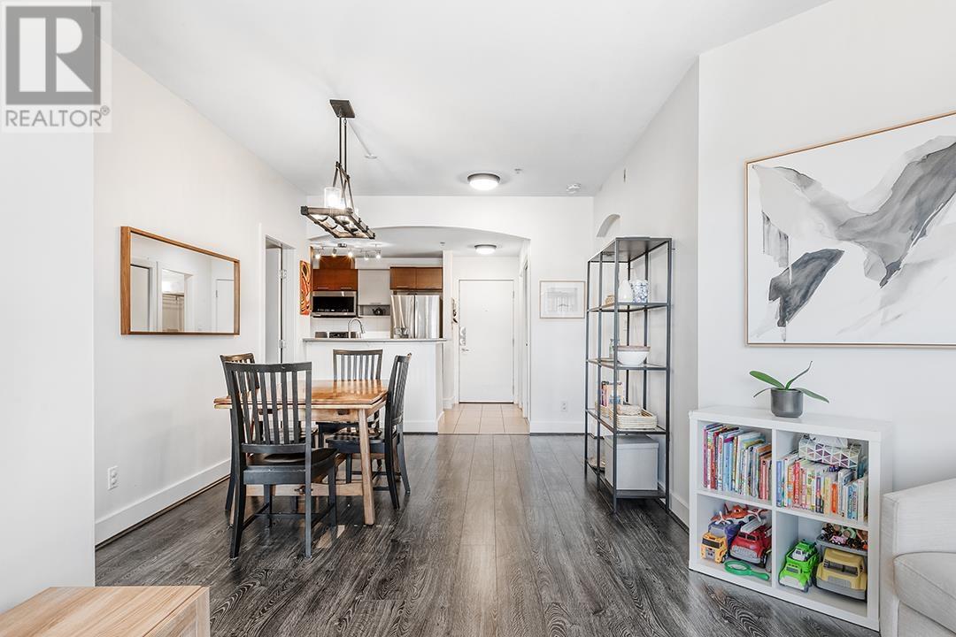 Listing Picture 8 of 21 : 118 6033 KATSURA STREET, Richmond / 烈治文 - 魯藝地產 Yvonne Lu Group - MLS Medallion Club Member