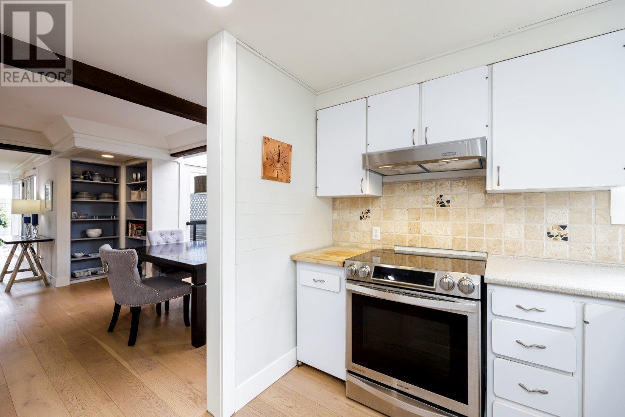 3003 Fromme Road, North Vancouver, British Columbia  V7K 2C8 - Photo 14 - R2975397