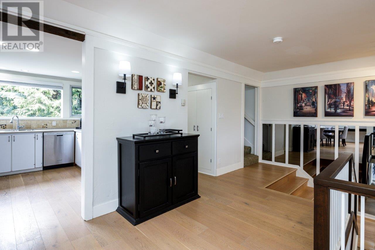 3003 Fromme Road, North Vancouver, British Columbia  V7K 2C8 - Photo 19 - R2975397