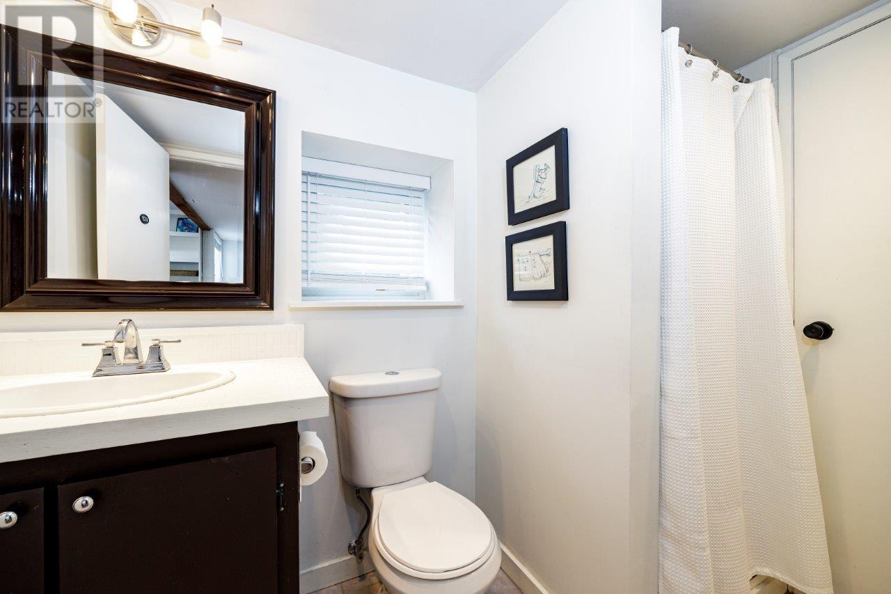3003 Fromme Road, North Vancouver, British Columbia  V7K 2C8 - Photo 20 - R2975397
