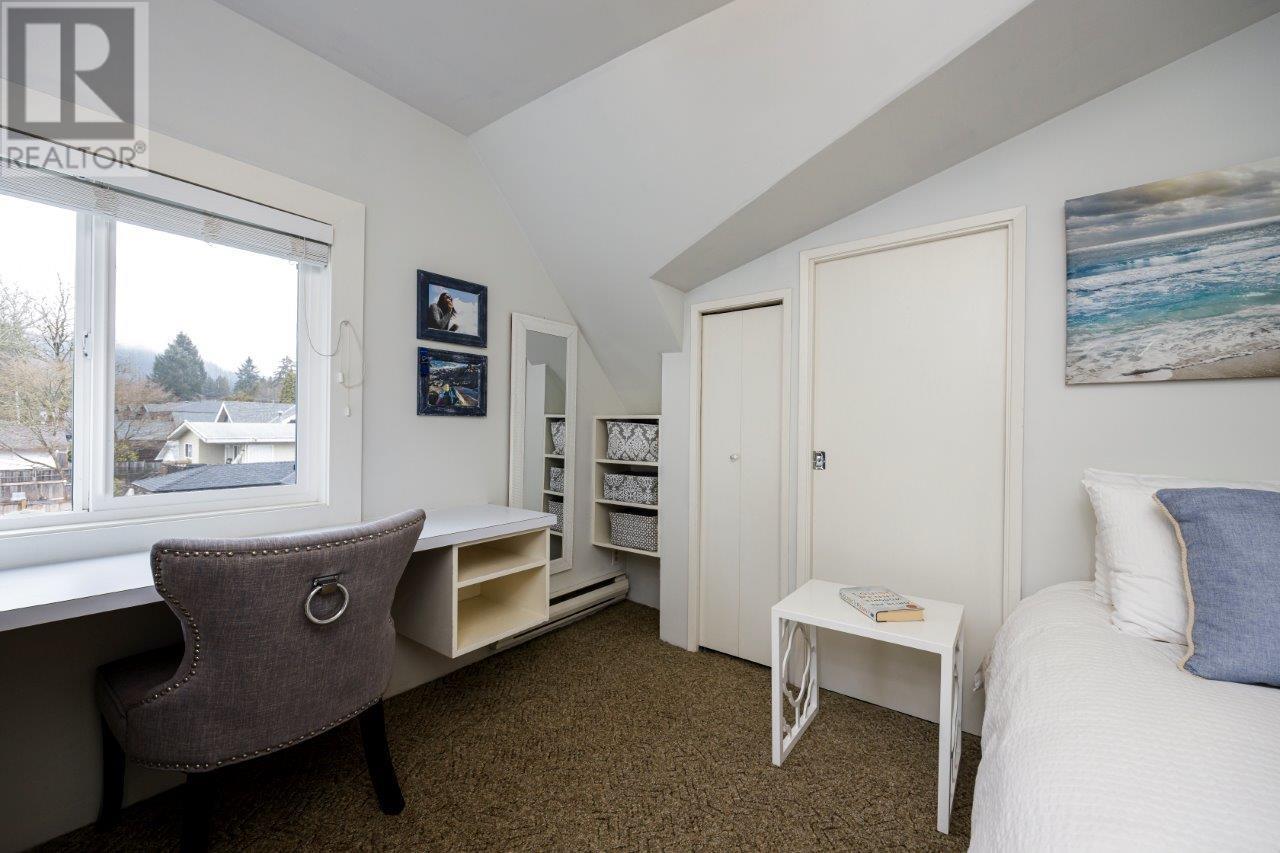 3003 Fromme Road, North Vancouver, British Columbia  V7K 2C8 - Photo 32 - R2975397