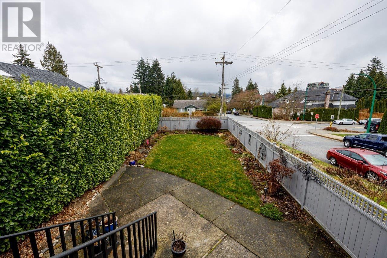 3003 Fromme Road, North Vancouver, British Columbia  V7K 2C8 - Photo 37 - R2975397