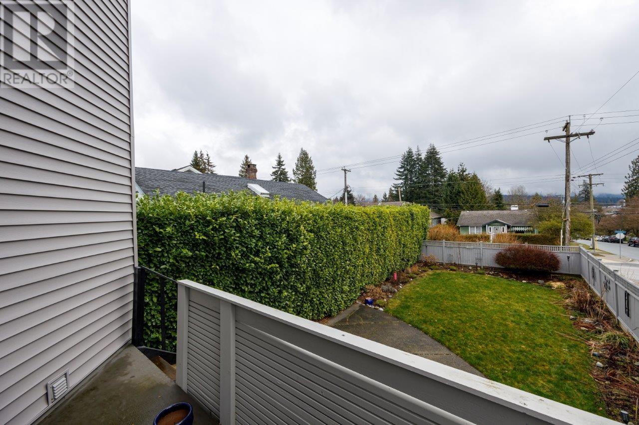 3003 Fromme Road, North Vancouver, British Columbia  V7K 2C8 - Photo 38 - R2975397