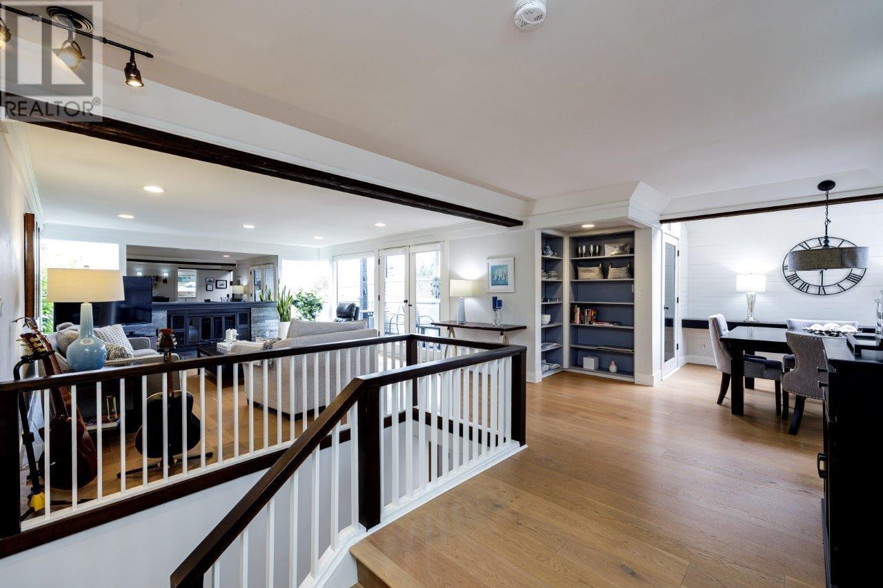 3003 Fromme Road, North Vancouver, British Columbia  V7K 2C8 - Photo 9 - R2975397