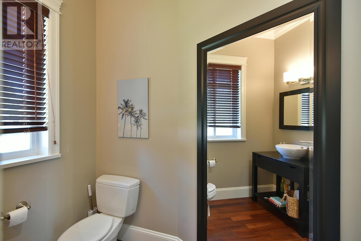 1464 Sunset Place, Gibsons, British Columbia  V0N 1V5 - Photo 21 - R2975415