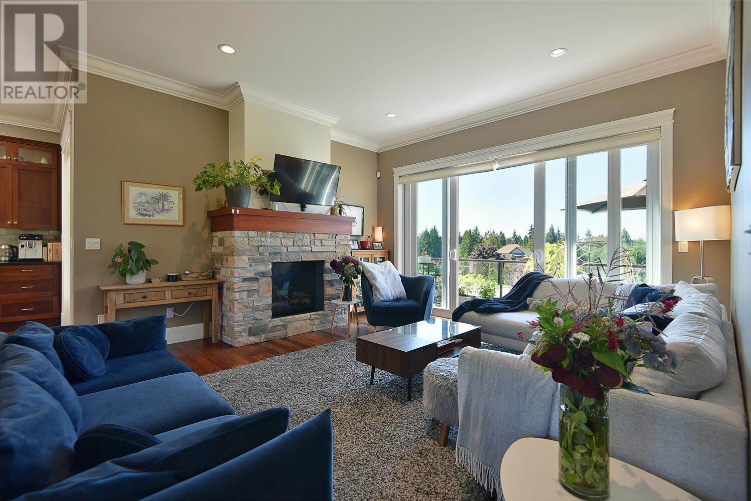 1464 Sunset Place, Gibsons, British Columbia  V0N 1V5 - Photo 9 - R2975415