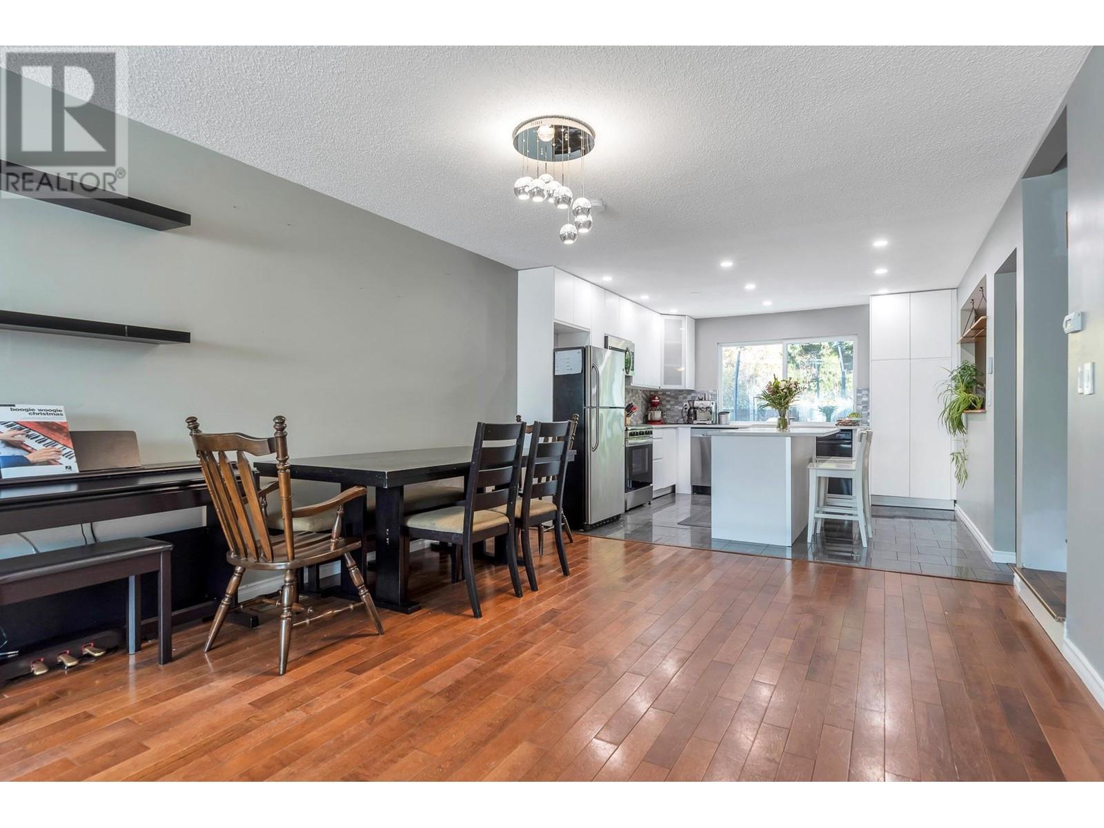 1232 Bluff Drive, Coquitlam, British Columbia  V3E 1C1 - Photo 8 - R2965816