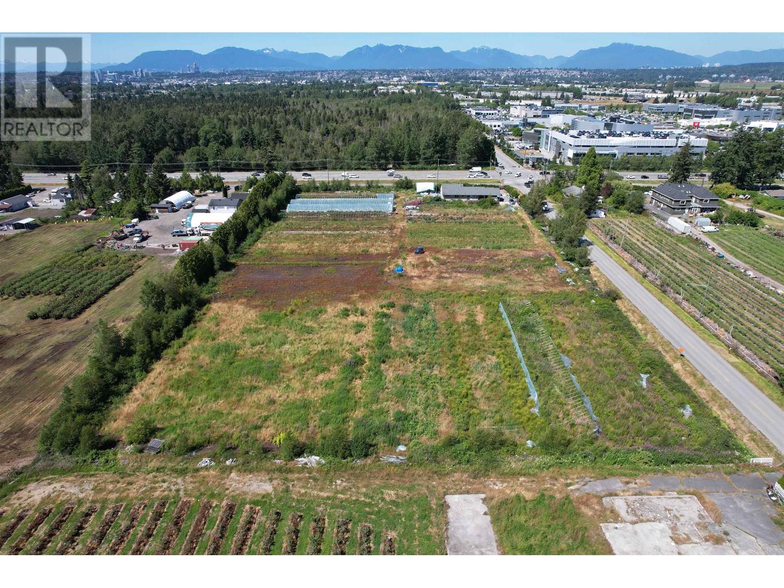 Listing Picture 2 of 24 : 12760 WESTMINSTER HIGHWAY, Richmond / 烈治文 - 魯藝地產 Yvonne Lu Group - MLS Medallion Club Member