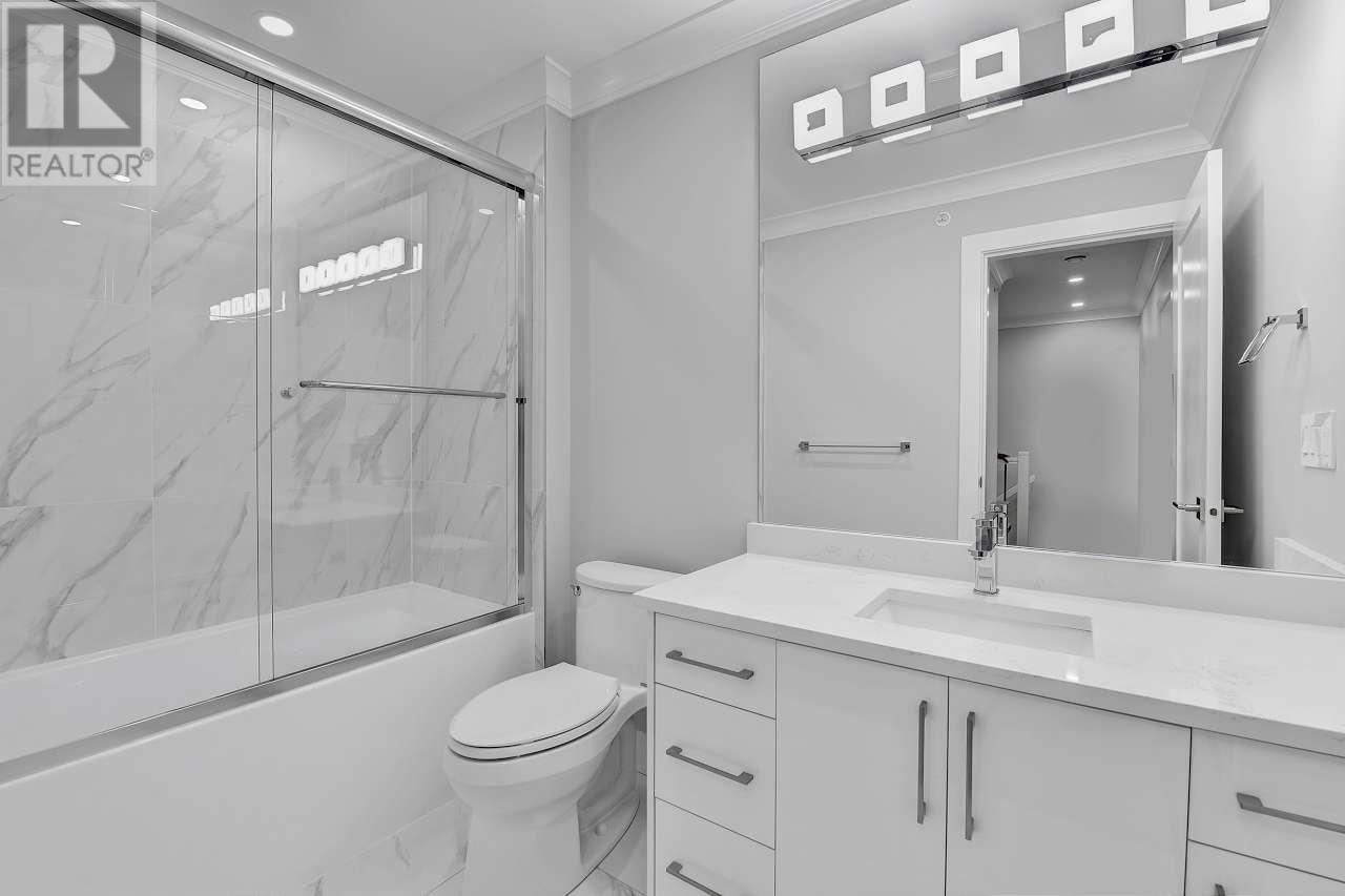 1118 Roma Avenue, New Westminster, British Columbia  V3M 0M4 - Photo 18 - R2974246