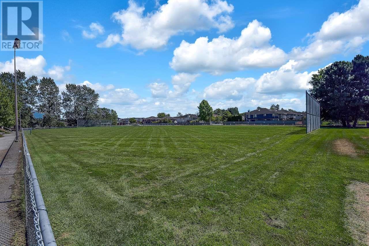 1118 Roma Avenue, New Westminster, British Columbia  V3M 0M4 - Photo 23 - R2974246