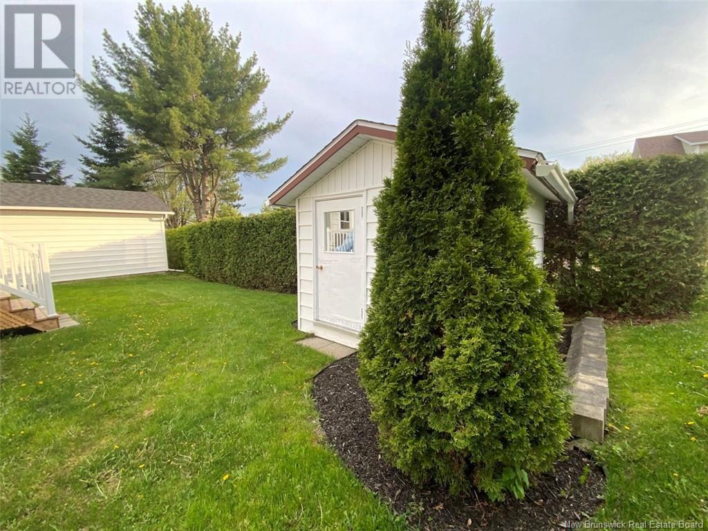10 J.-Gaspard-Boucher Avenue, Edmundston, New Brunswick  E3V 1P5 - Photo 19 - NB113603
