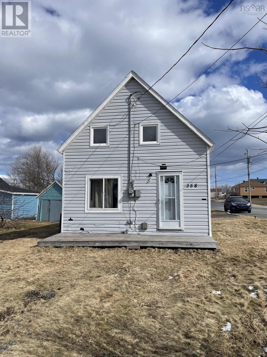 358 Douglas Avenue, Glace Bay, Nova Scotia  B1A 1C4 - Photo 2 - 202504527