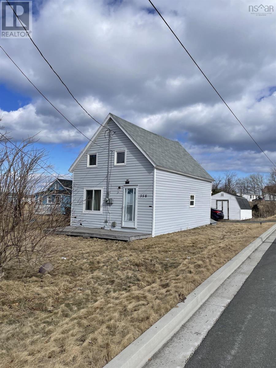 358 Douglas Avenue, Glace Bay, Nova Scotia  B1A 1C4 - Photo 3 - 202504527