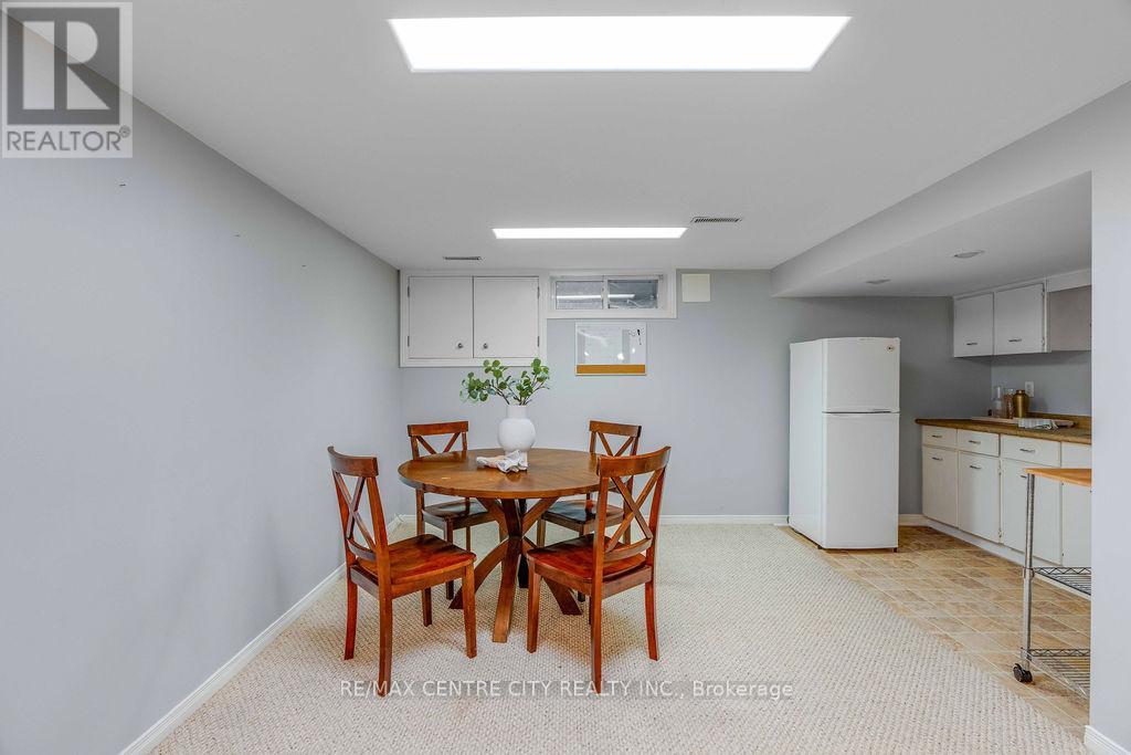 Photo 26 of 35 for 673 Woodcrest Boulevard
