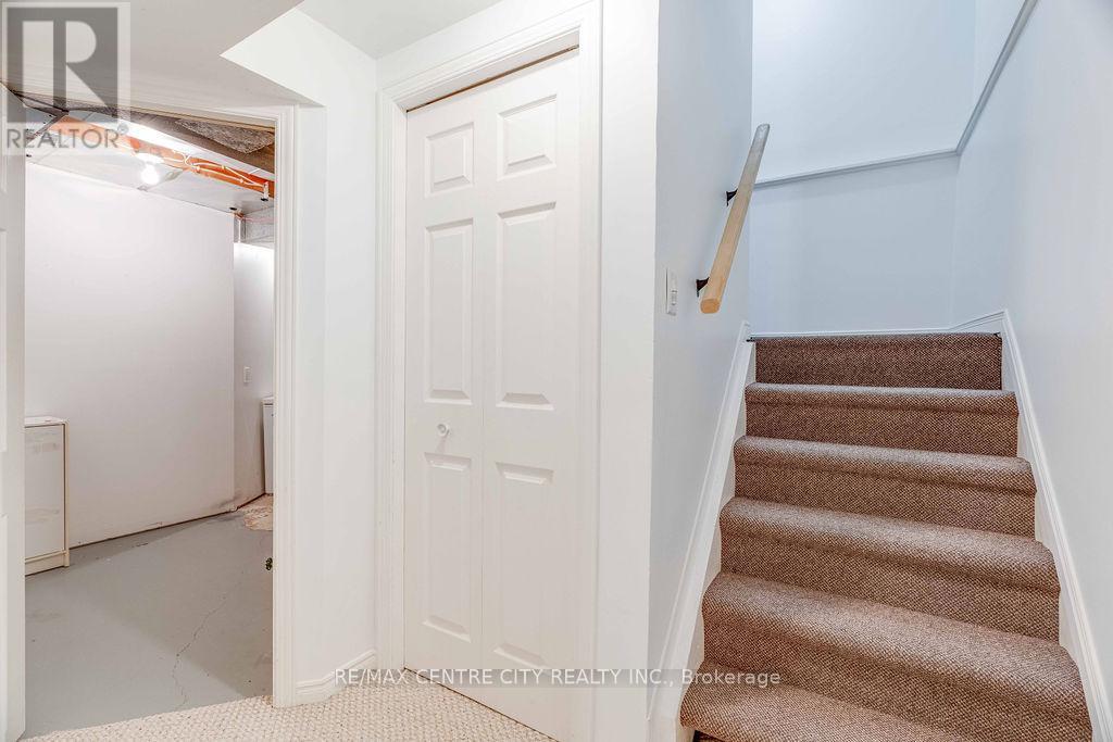 Photo 32 of 35 for 673 Woodcrest Boulevard